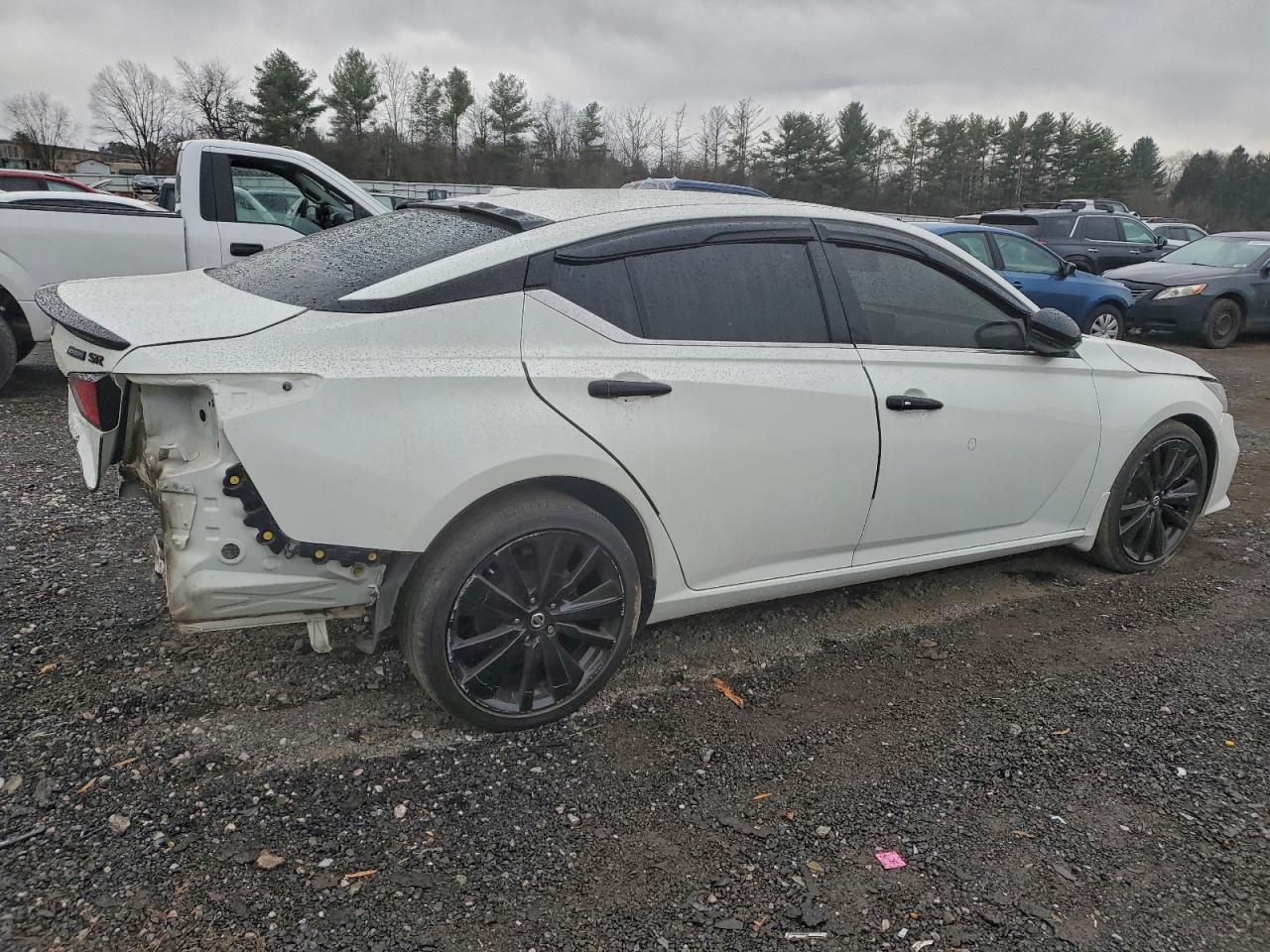 2022 Nissan Altima Sr - Фото 3