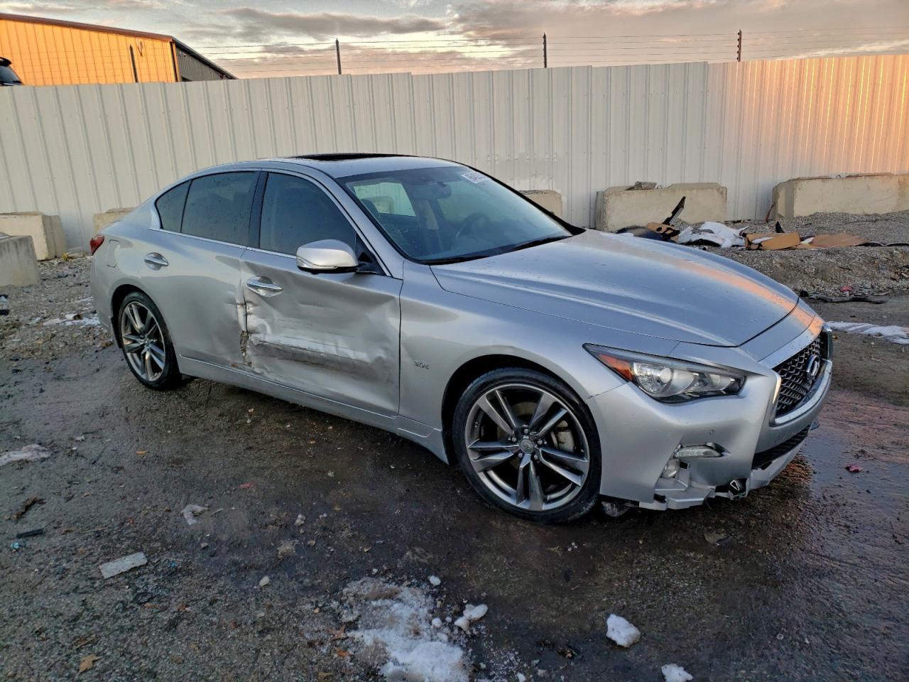 2019 Infiniti Q50 Luxe - Image 4