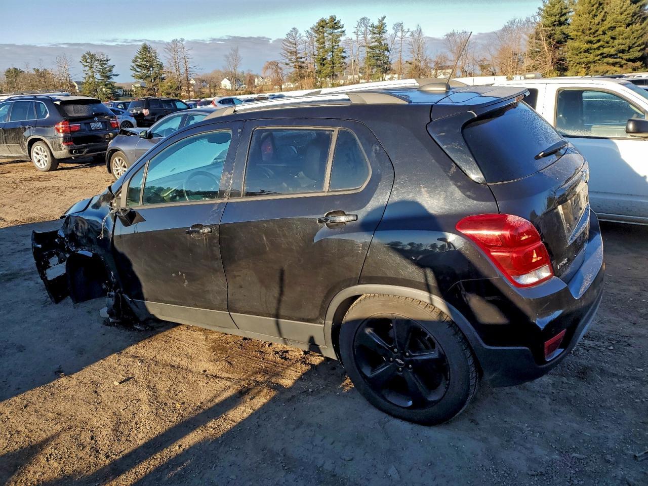 2017 Chevrolet Trax Premier - Image 2