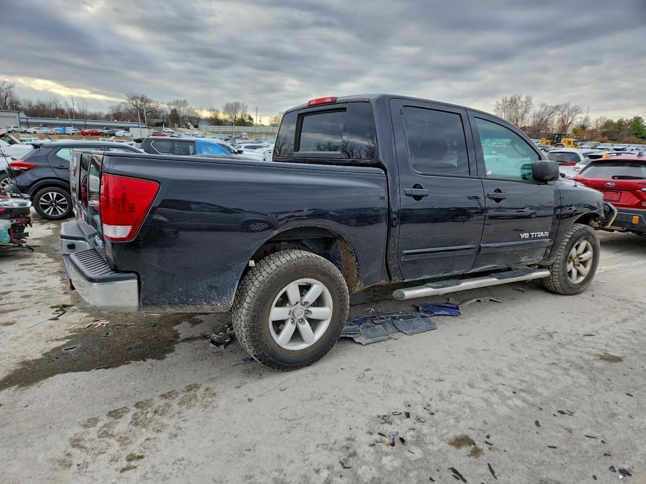 2010 Nissan Titan Xe - Image 3