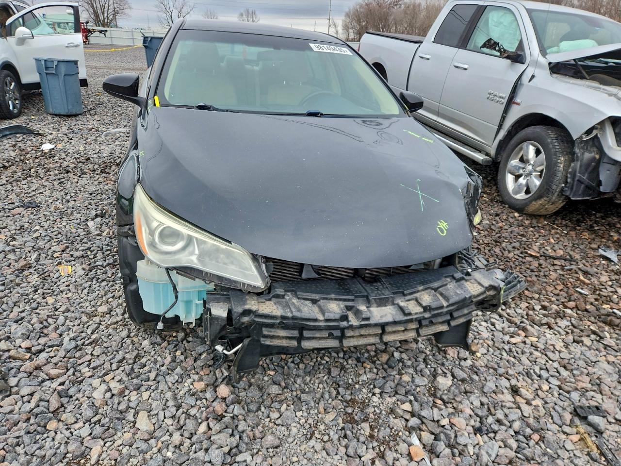 2016 Toyota Camry Le - Фото 5