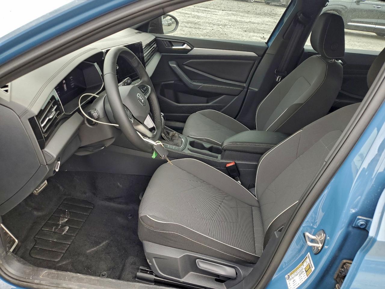 2025 Volkswagen Jetta - Фото 7