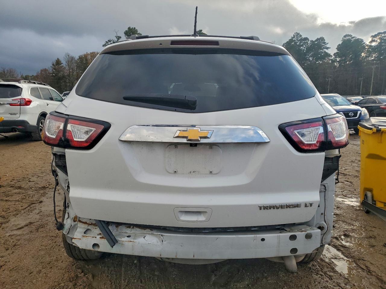 2017 Chevrolet Traverse Lt - Image 6