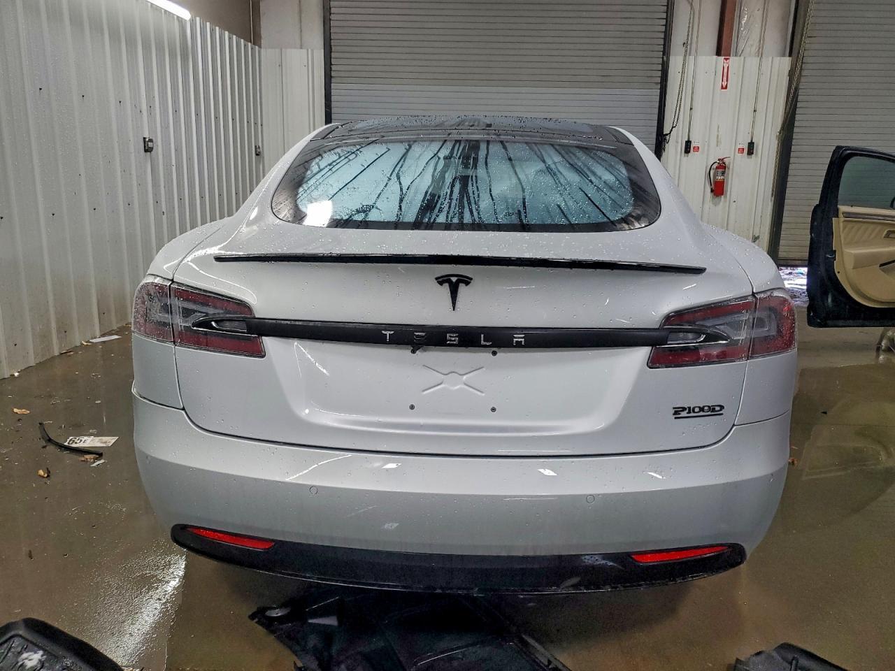 2016 Tesla Model S - Фото 6