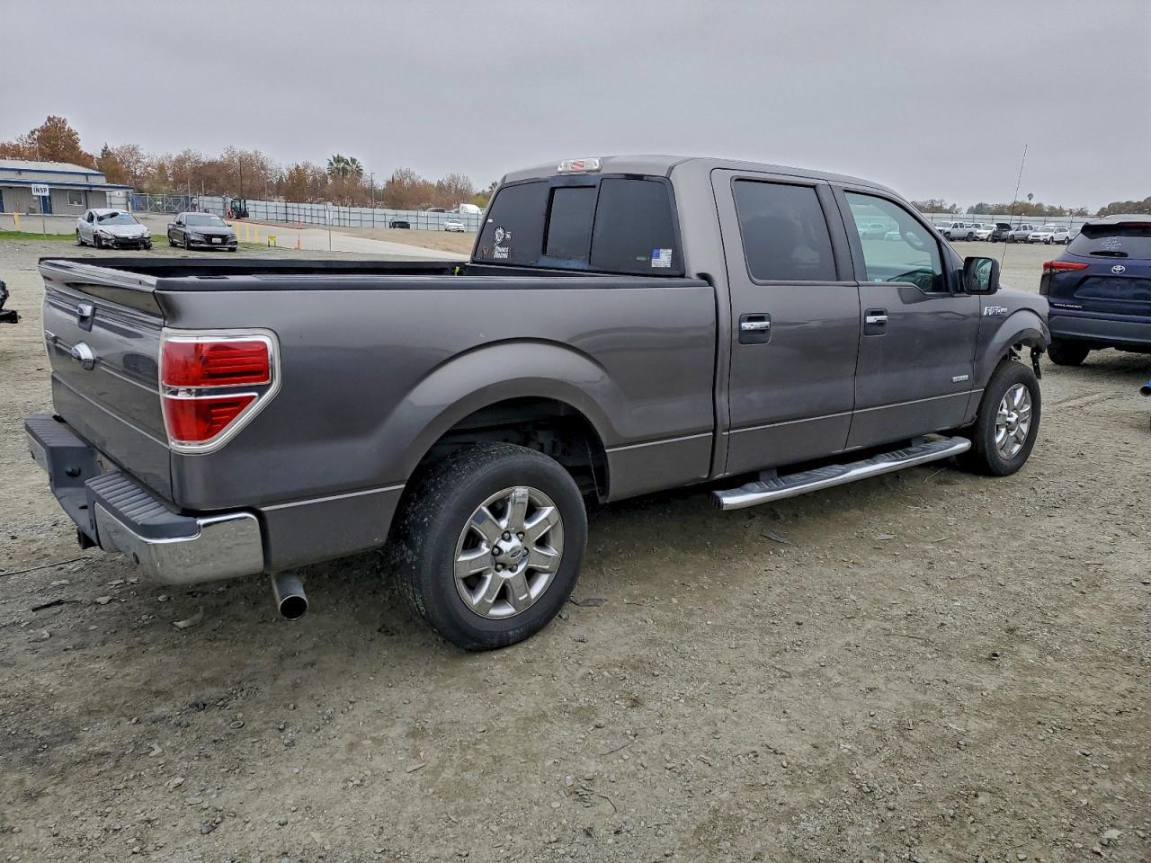 2013 Ford F150 Supercrew - Фото 3