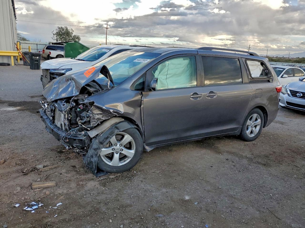 2015 Toyota Sienna Le