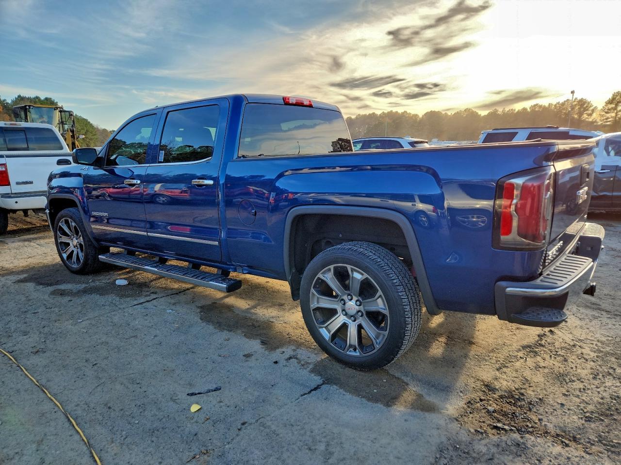 2017 GMC Sierra K1500 Slt - Фото 2