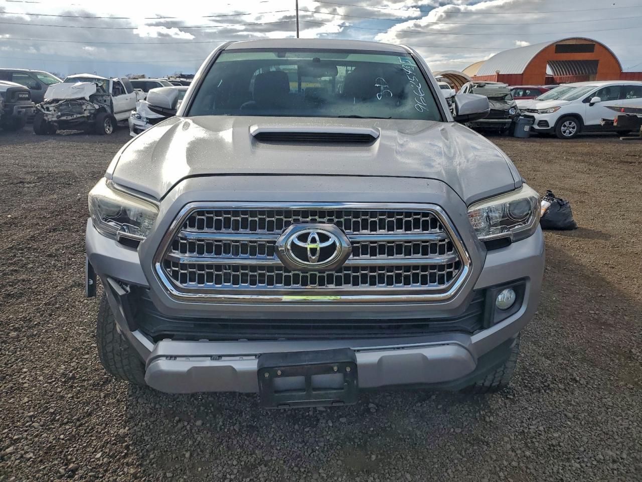 2016 Toyota Tacoma - Фото 5