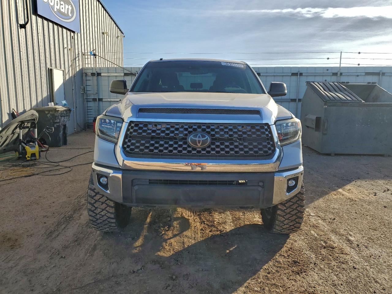 2018 Toyota Tundra Crewmax Sr5 - Image 5