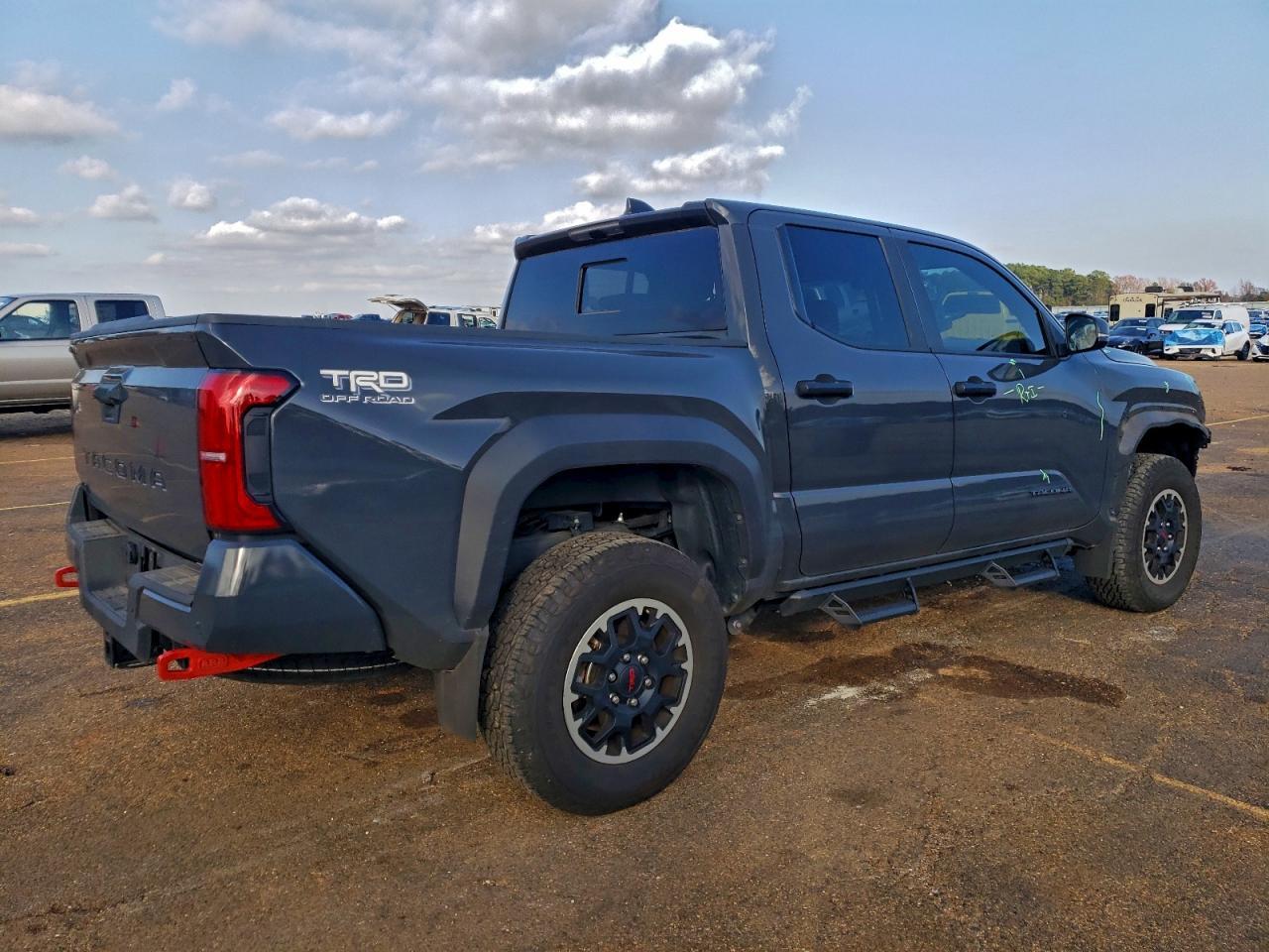 2024 Toyota Tacoma Double Cab - Image 3