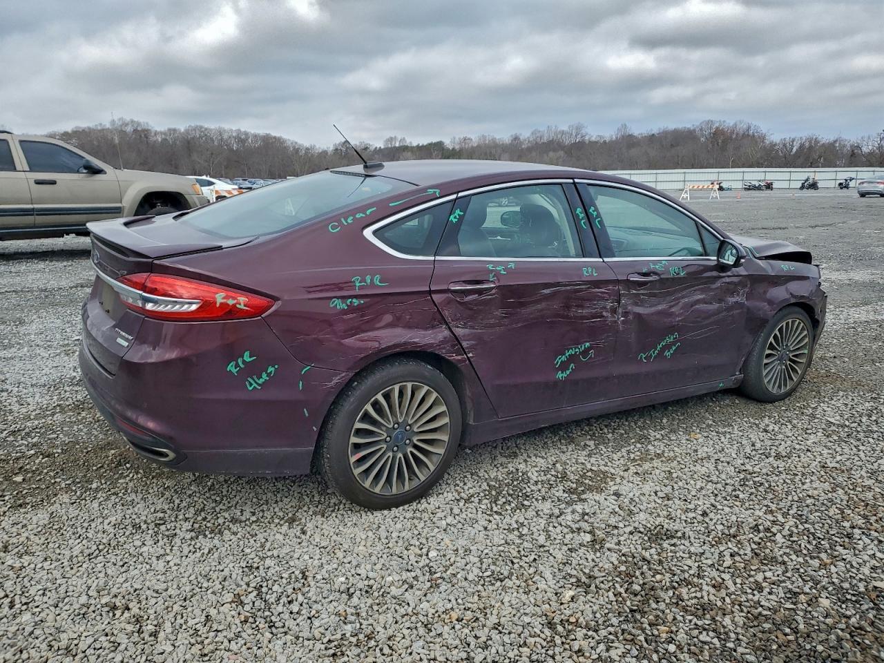 2017 Ford Fusion Titanium - Фото 3