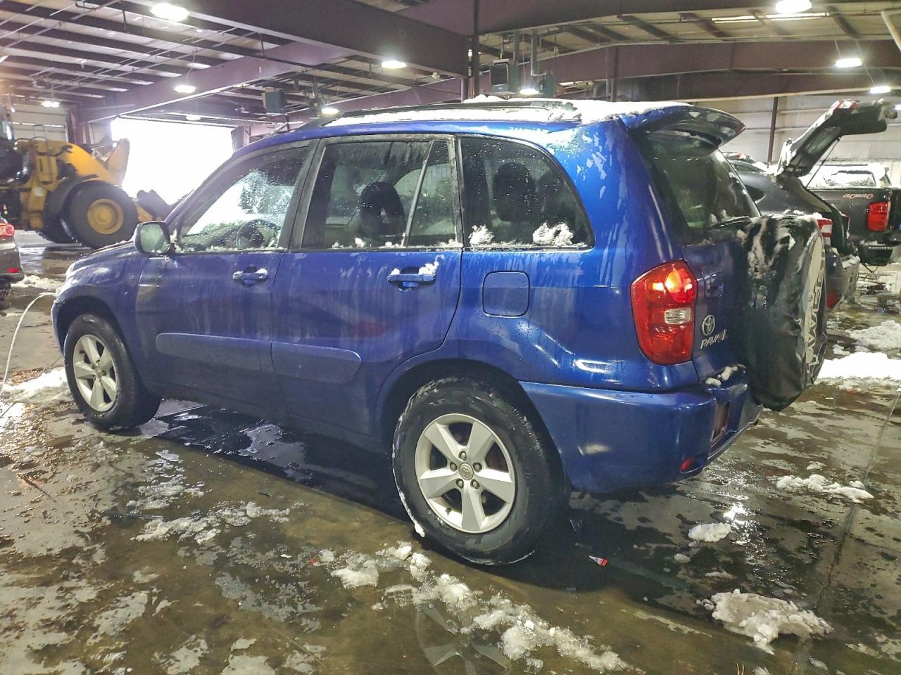 2004 Toyota Rav4 - Image 2