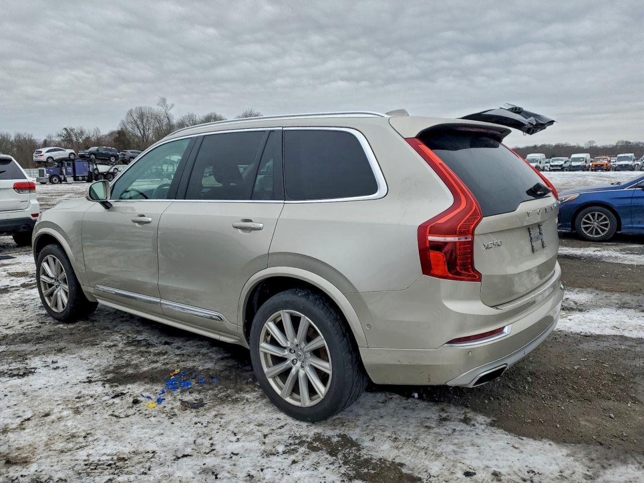 2016 Volvo Xc90 T6 - Фото 2
