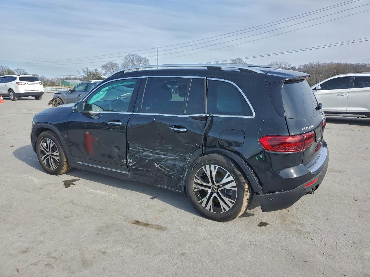 2024 Mercedes-Benz Glb 250 - Фото 2