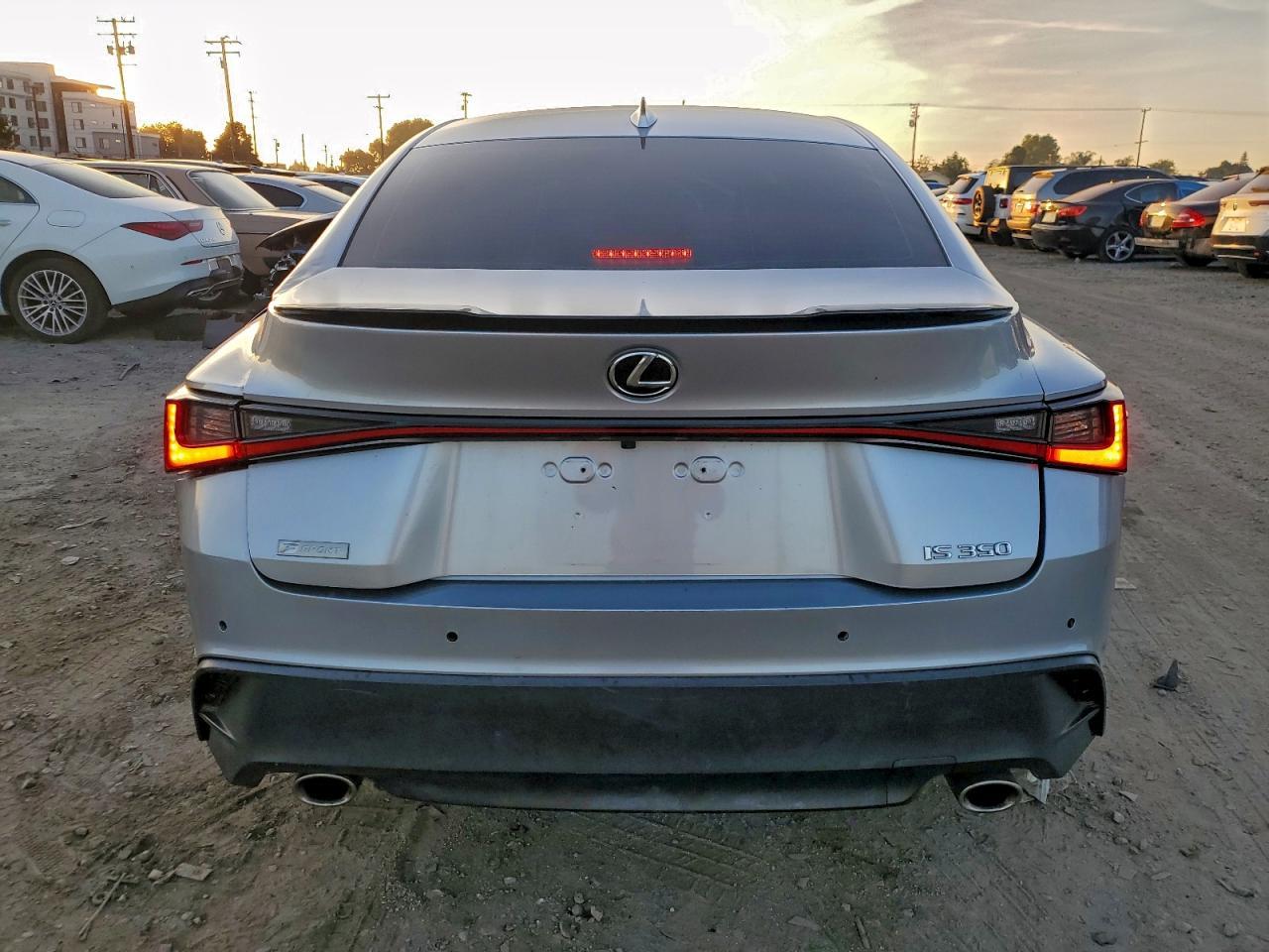 2021 Lexus Is 350 F Sport - Image 6