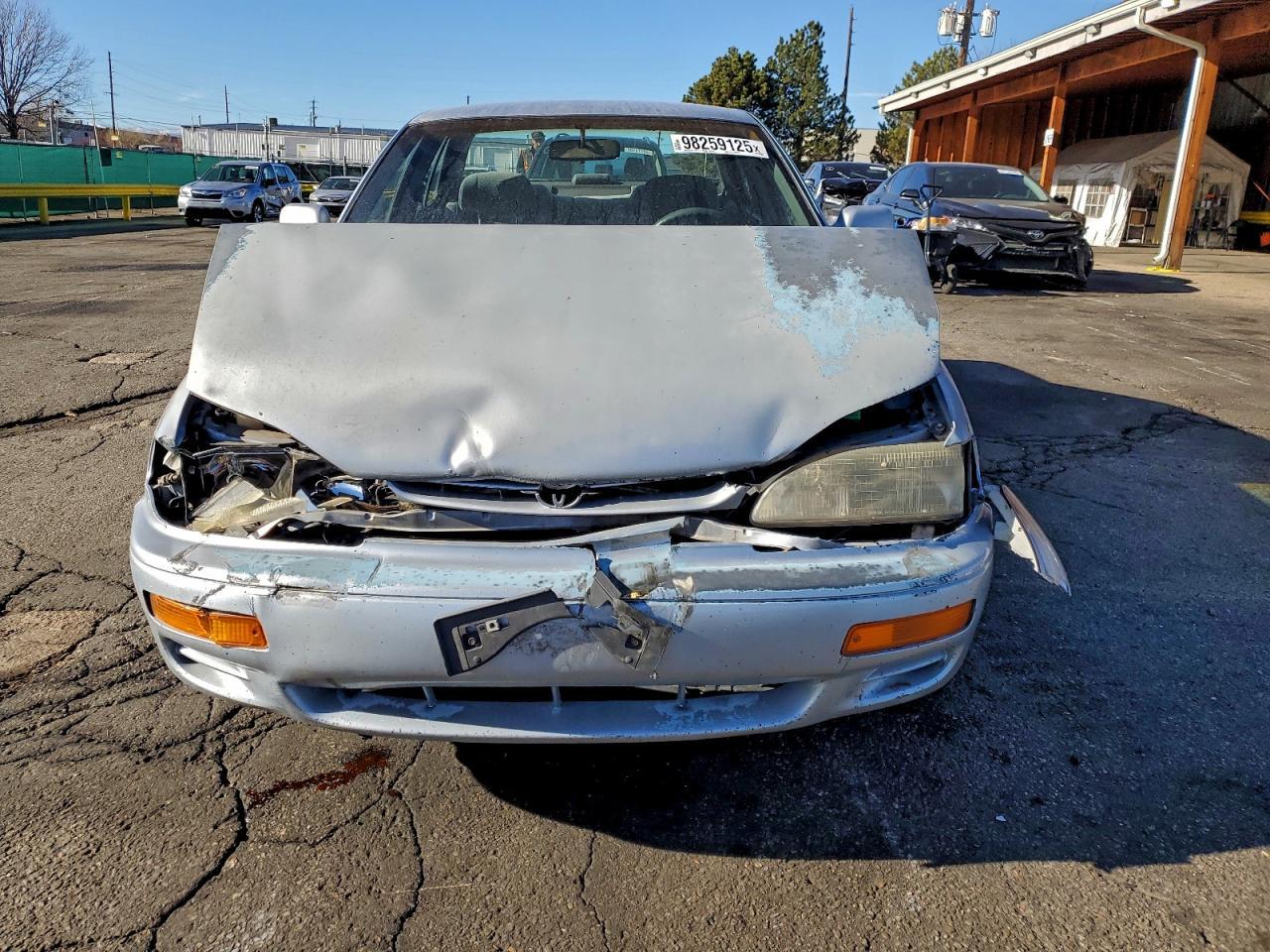 1995 Toyota Camry Le - Image 5