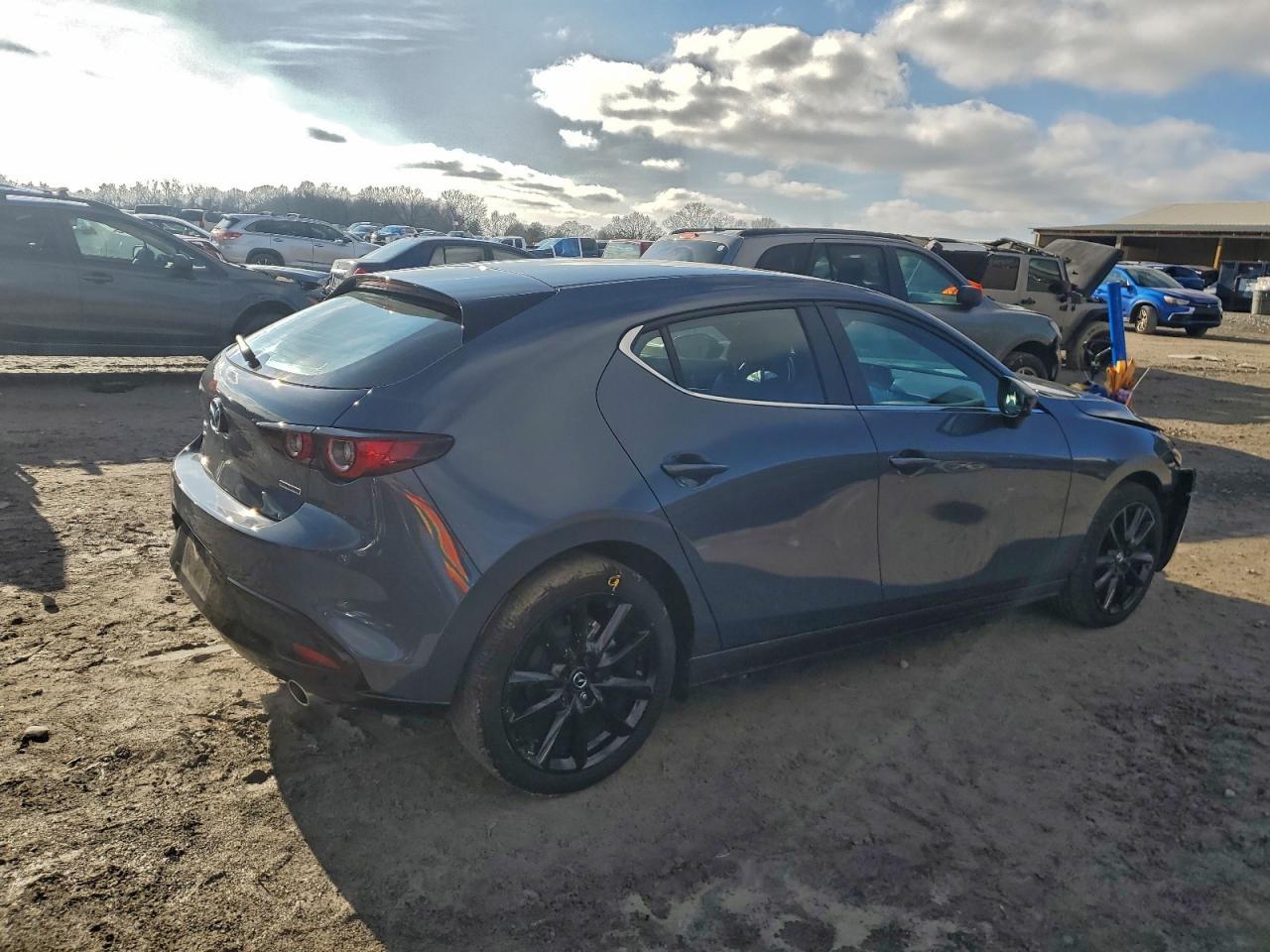 2024 Mazda 3 Preferred - Image 3