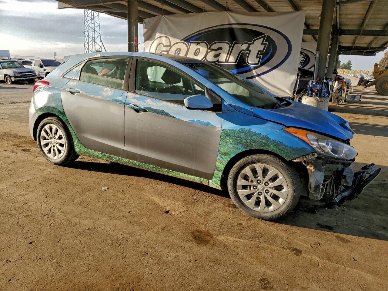 2017 Hyundai Elantra Gt - Image 4