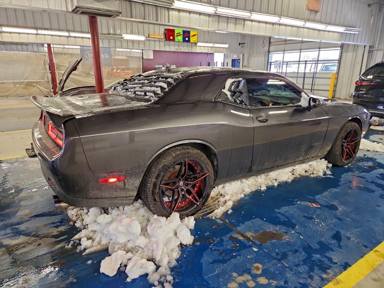 2017 Dodge Challenger Sxt - Фото 3