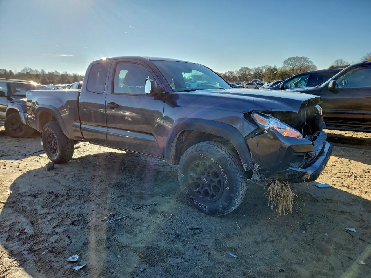 2021 Toyota Tacoma Access Cab - Image 4