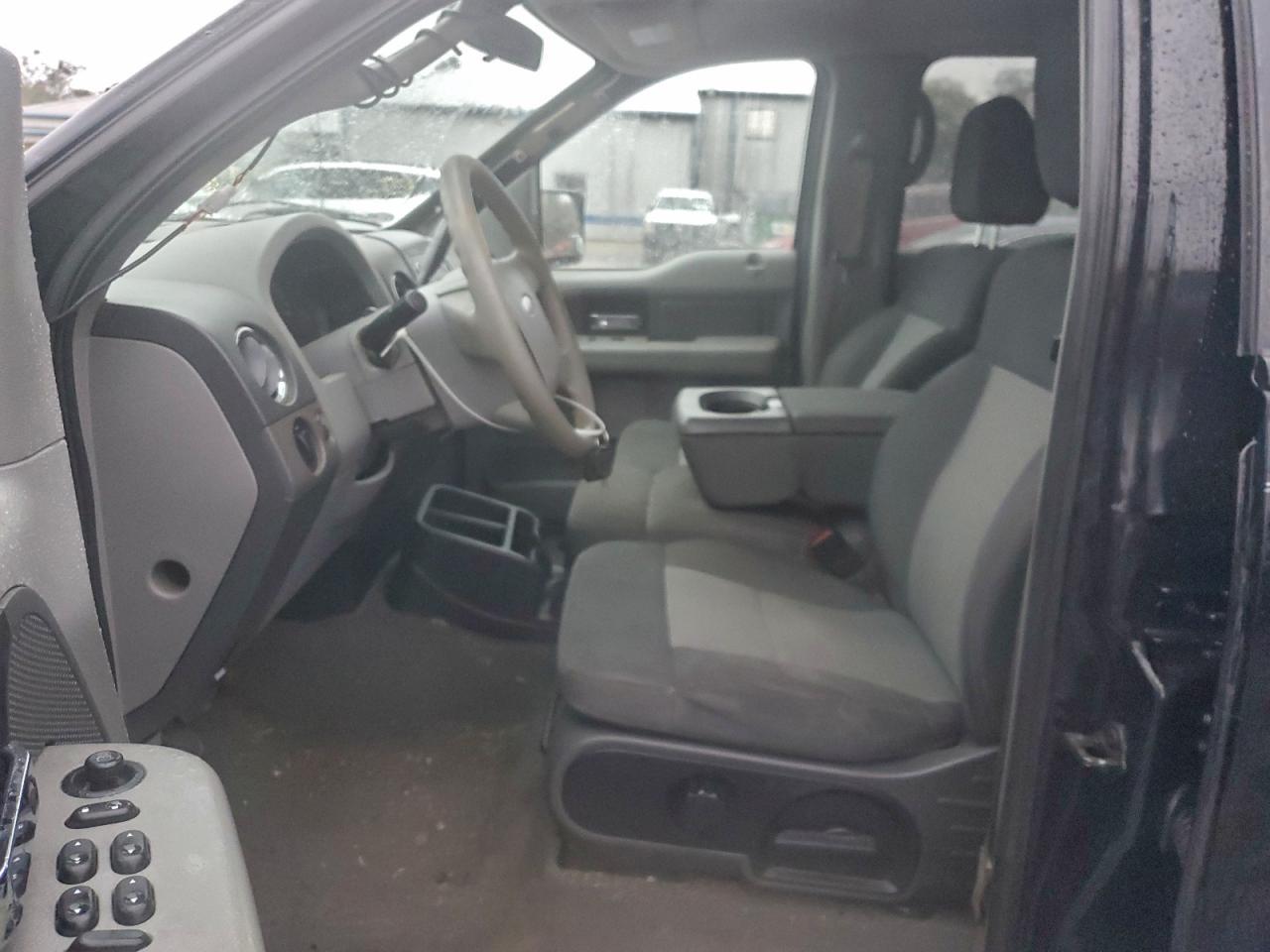 2008 Ford F150 Supercrew - Image 7