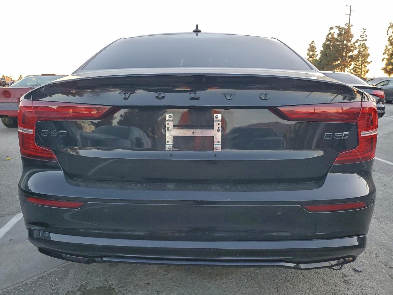 2024 Volvo S60 Plus - Image 6