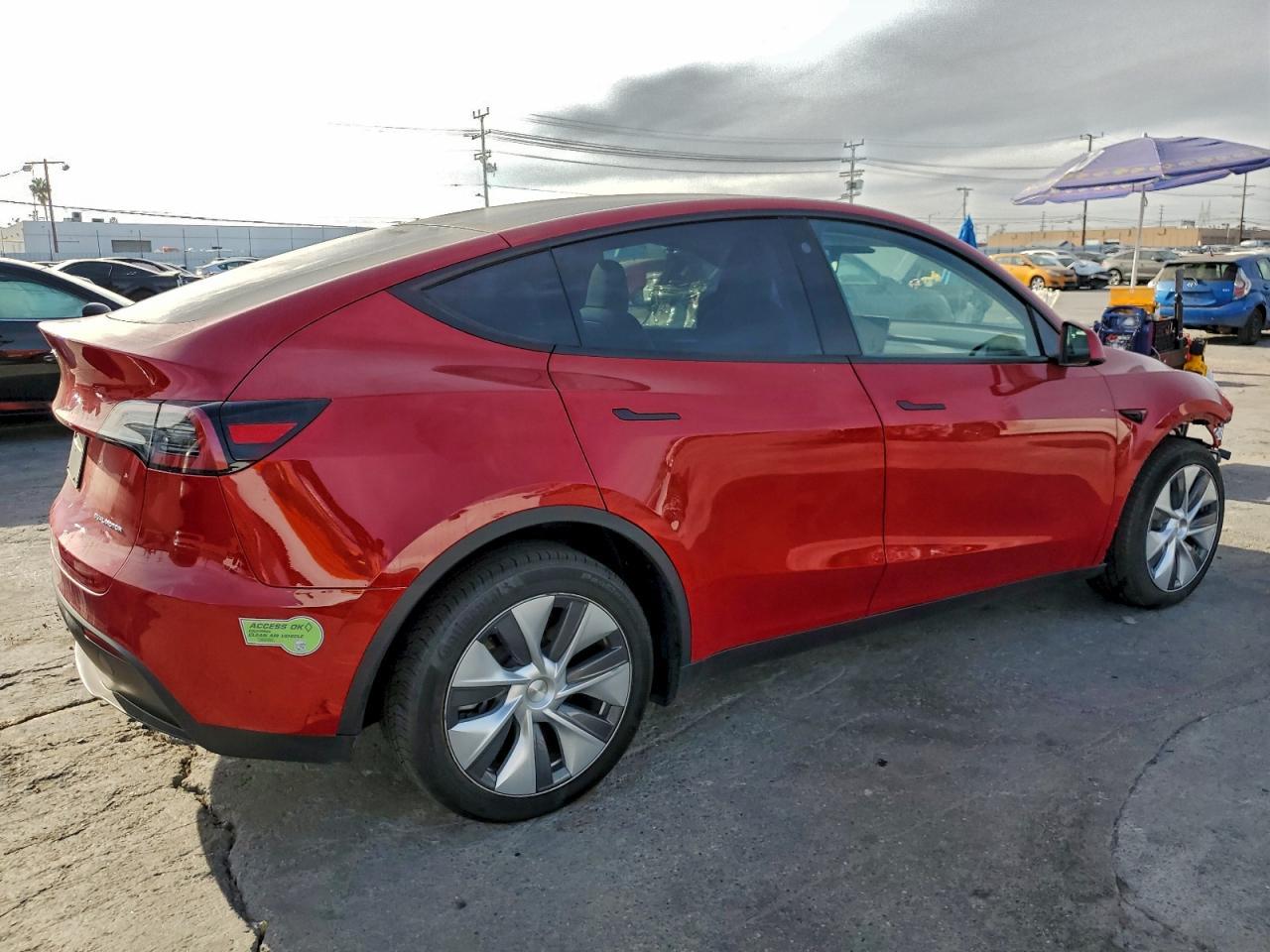 2023 Tesla Model Y - Фото 3