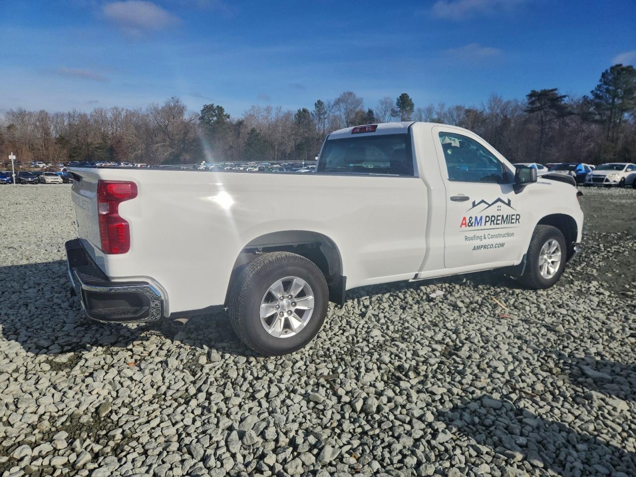 2022 Chevrolet Silverado C1500 - Фото 3