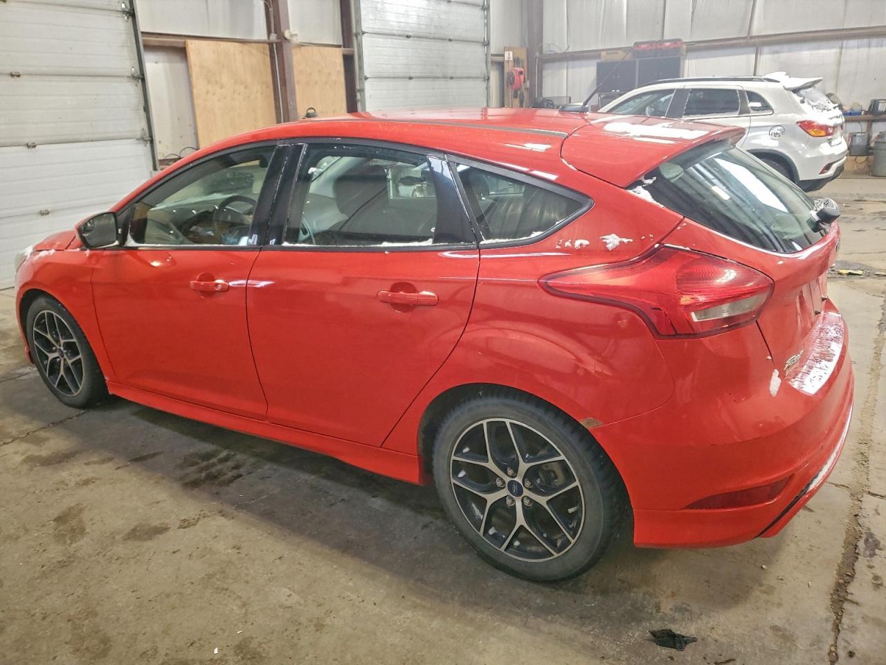2017 Ford Focus Se - Image 2