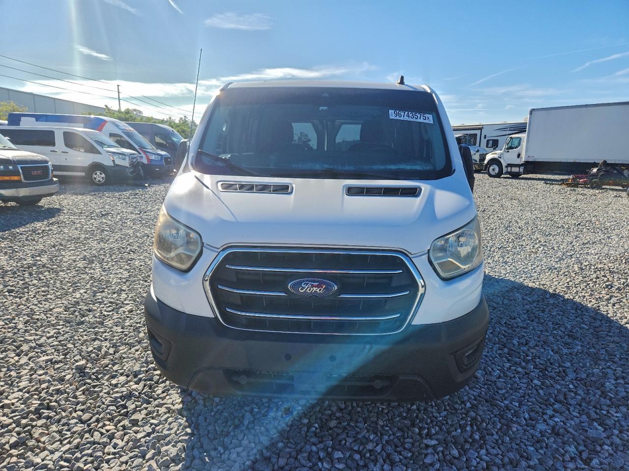 2020 Ford Transit Cargo Van T- - Фото 5