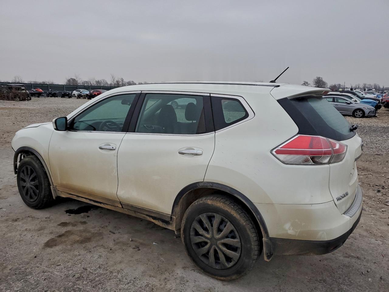 2014 Nissan Rogue S - Фото 2
