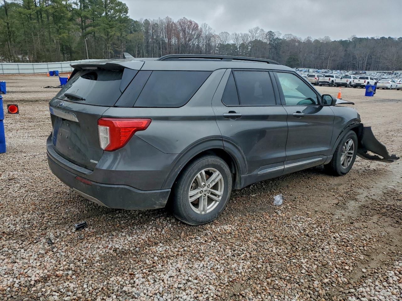 2020 Ford Explorer Xlt - Фото 3
