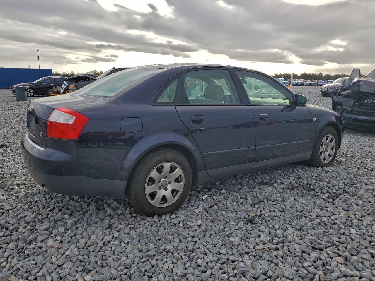 2002 Audi A4 1.8T Quattro - Фото 3