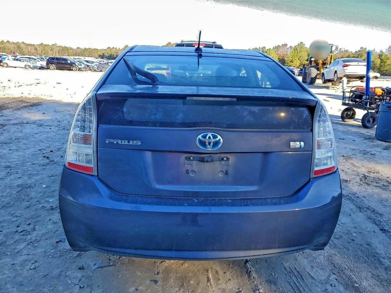 2010 Toyota Prius Iii - Image 6