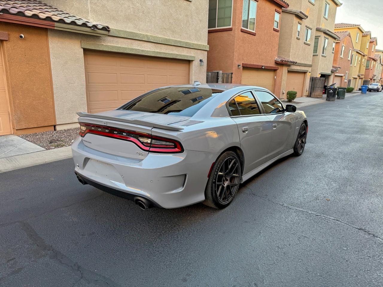 2020 Dodge Charger R/T - Image 4