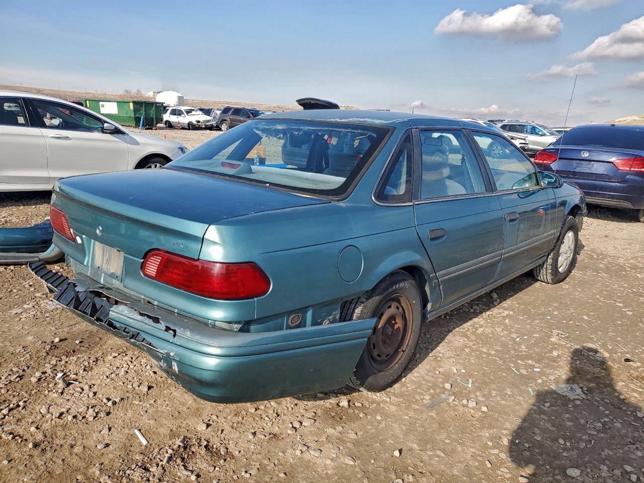 1993 Ford Taurus Gl - Image 3