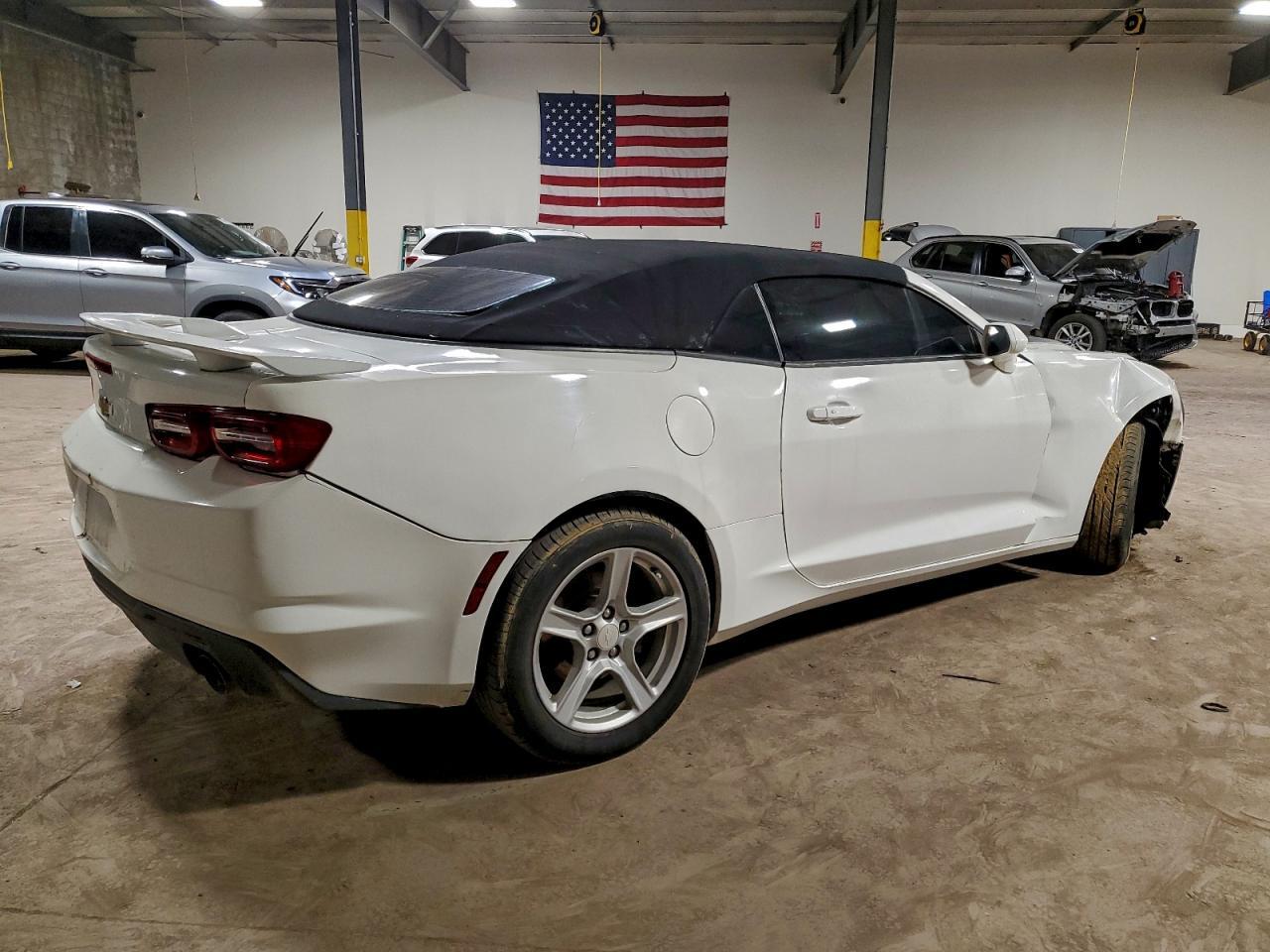2020 Chevrolet Camaro Ls - Image 3