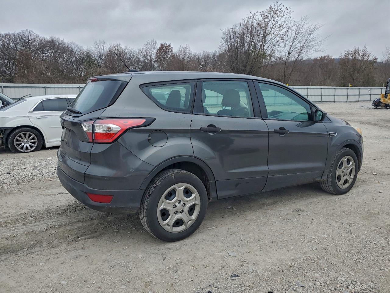 2017 Ford Escape S - Image 3
