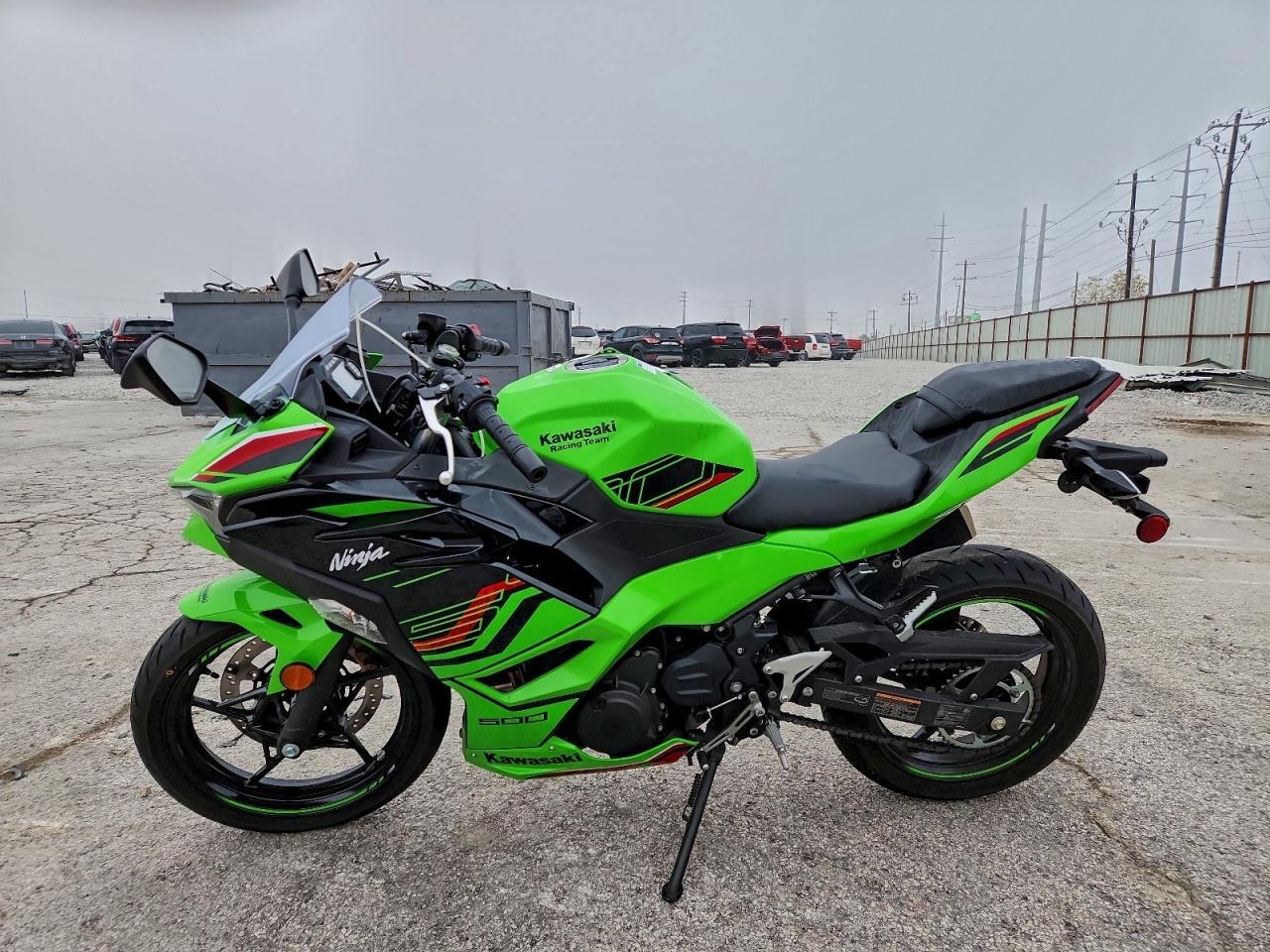 2024 Kawasaki Ex500 H - Image 3
