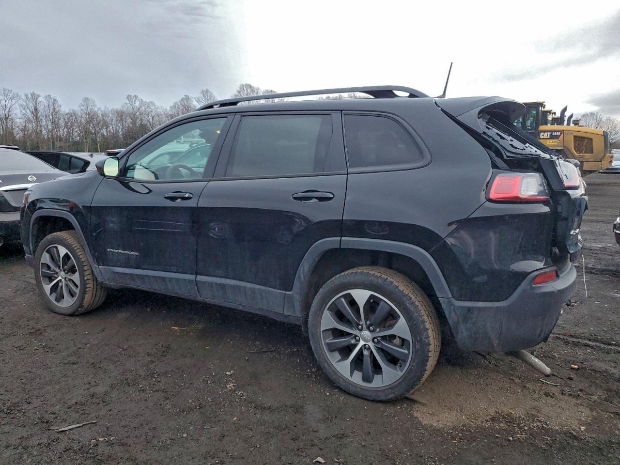 2022 Jeep Cherokee Limited - Image 2