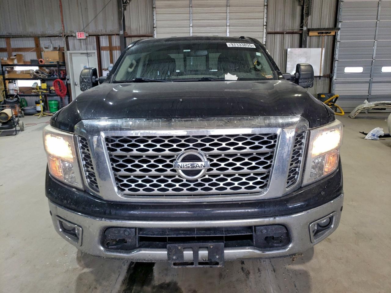 2017 Nissan Titan Sv - Фото 5