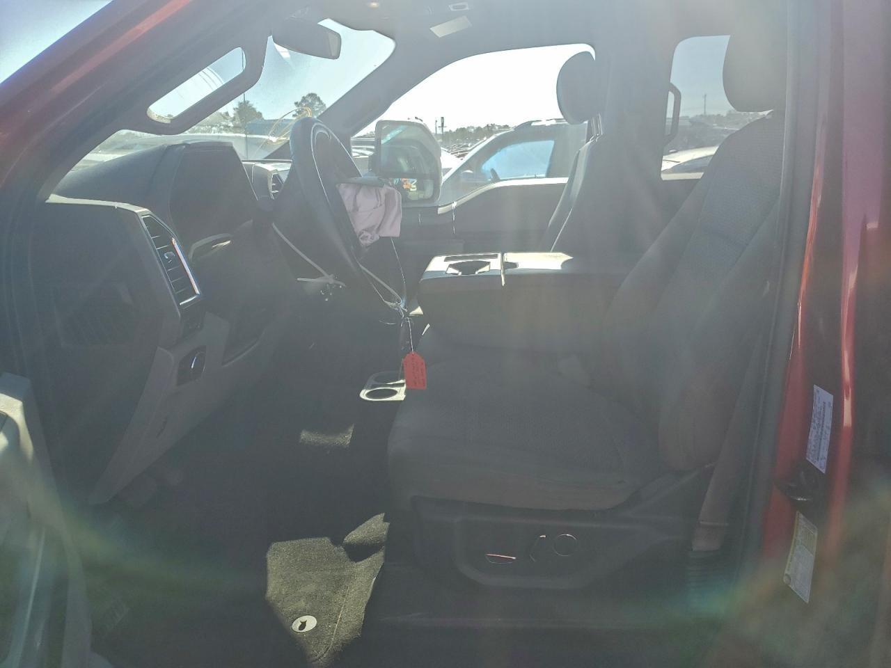 2015 Ford F150 Supercrew - Фото 7