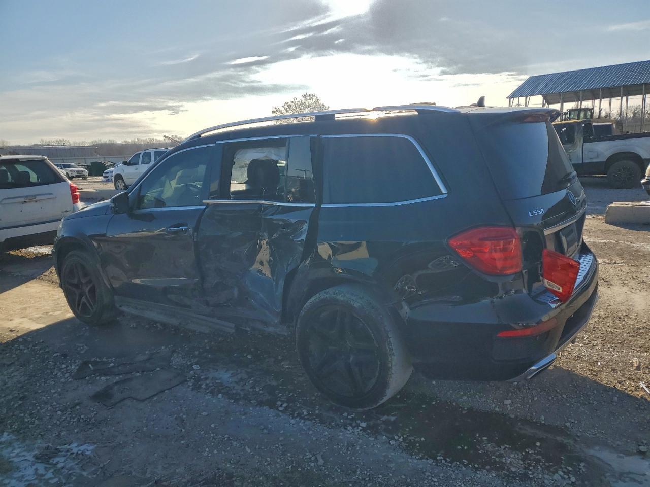 2016 Mercedes-Benz Gl 550 4Matic - Фото 2