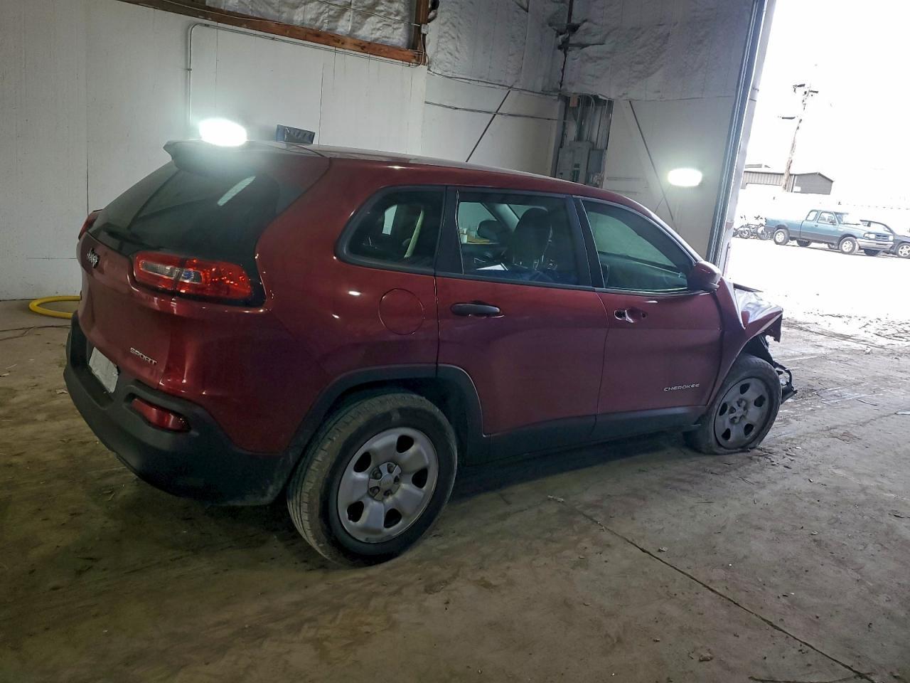2015 Jeep Cherokee Sport - Фото 3
