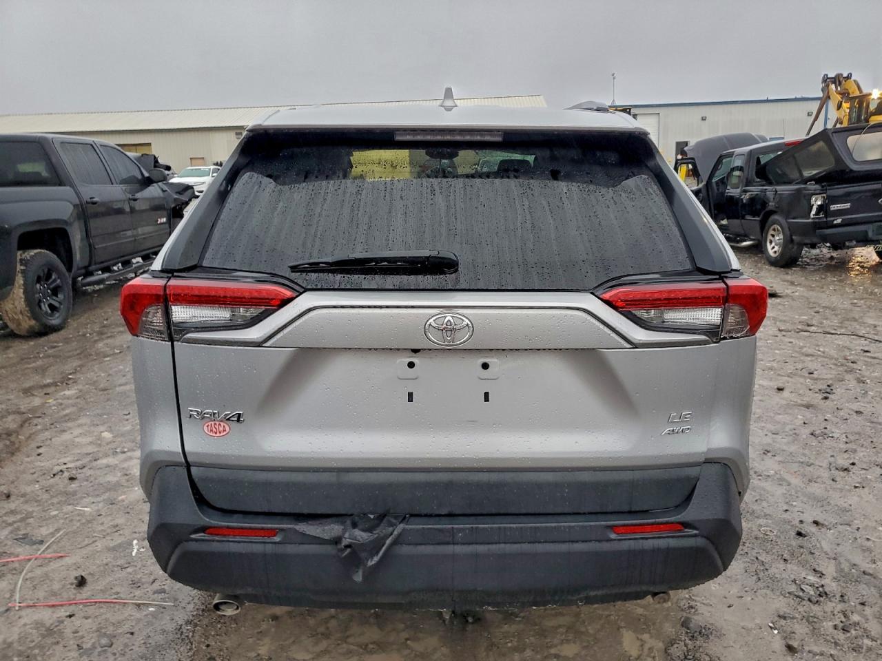 2020 Toyota Rav4 Le - Image 6