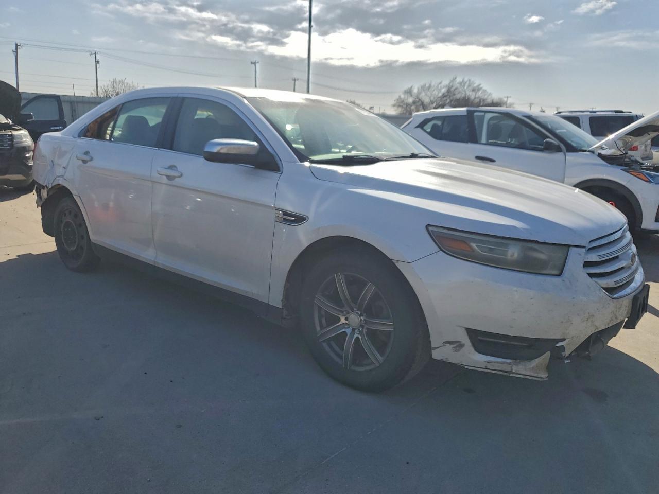 2014 Ford Taurus Limited - Фото 4