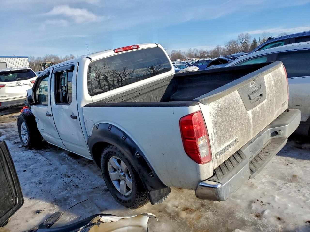 2013 Nissan Frontier S - Image 2