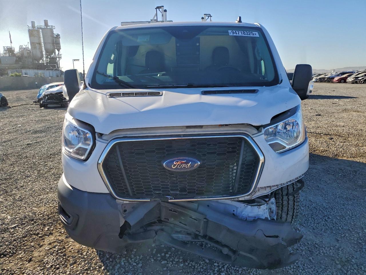 2022 Ford Transit 250 Utility / Service Van - Image 5