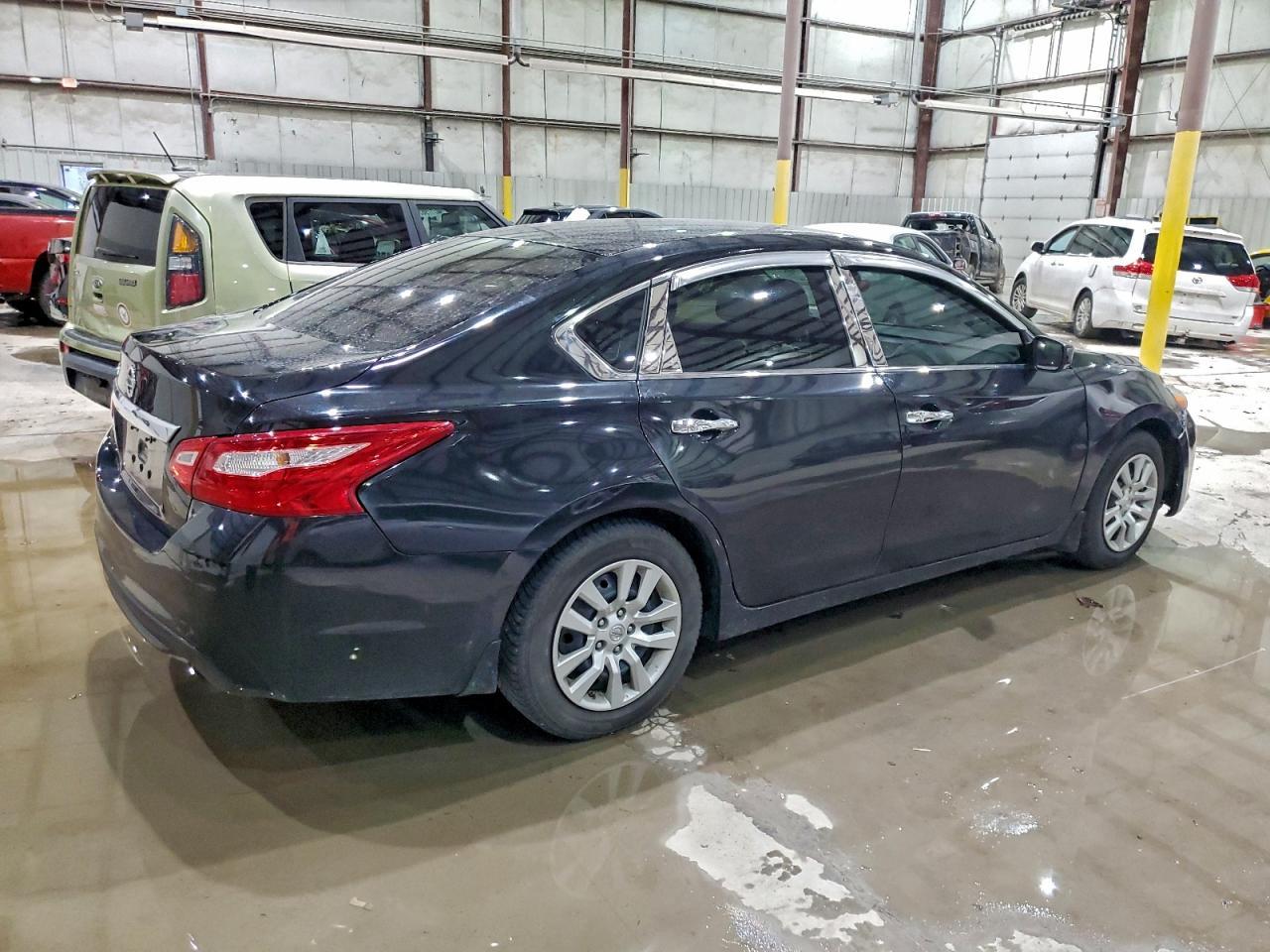 2017 Nissan Altima 2.5 S - Image 3