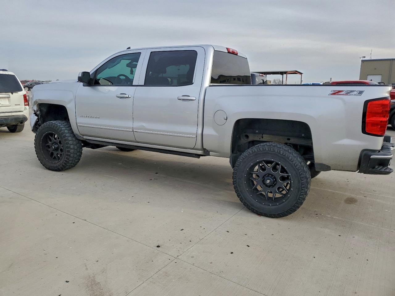 2017 Chevrolet Silverado K1500 Lt - Фото 2